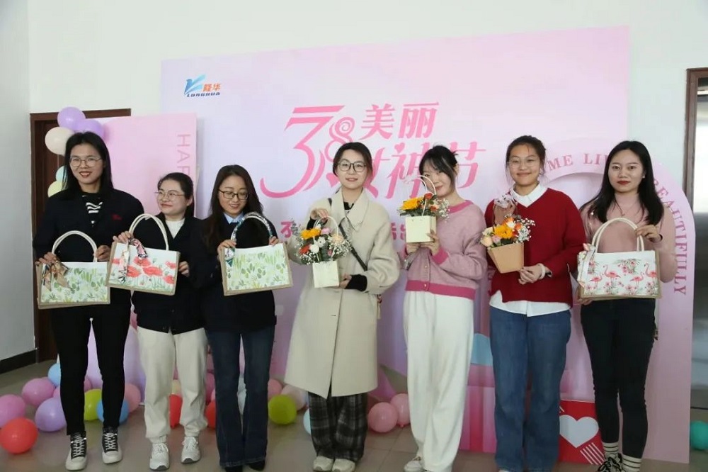 巧手女神，，，，，，，，漂亮绽放—— ca88官方唯一网站科技集团组织在洛各公司开展“三八”妇女节运动