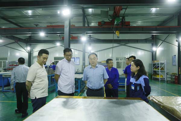 不忘初心，，，，，，，，切记使命： 通用手艺投资公司与ca88官方唯一网站集团以党建交流凝聚生长内生动力