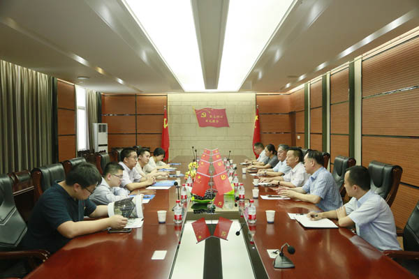 不忘初心，，，，，，，，切记使命： 通用手艺投资公司与ca88官方唯一网站集团以党建交流凝聚生长内生动力