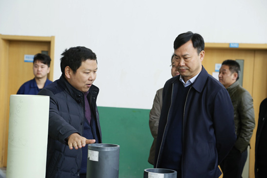 孟津县委书记黄玉国莅临调研ca88官方唯一网站新质料项目建设运营情形